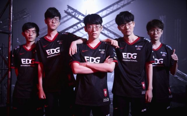 更是一个关 更是一个关