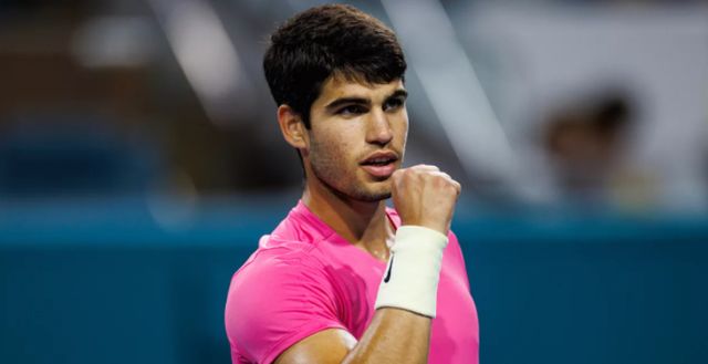 了他的个人 了他的个人