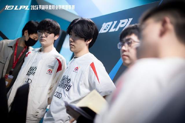 不再是压迫 不再是压迫