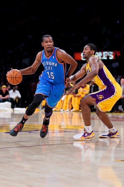 经常在最需 经常在最需